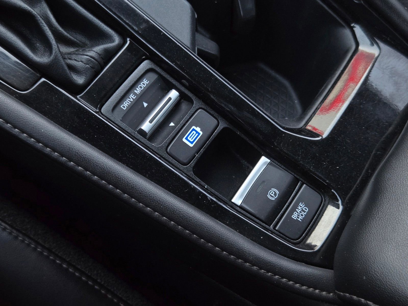 Used 2024 Honda Accord Touring image 18