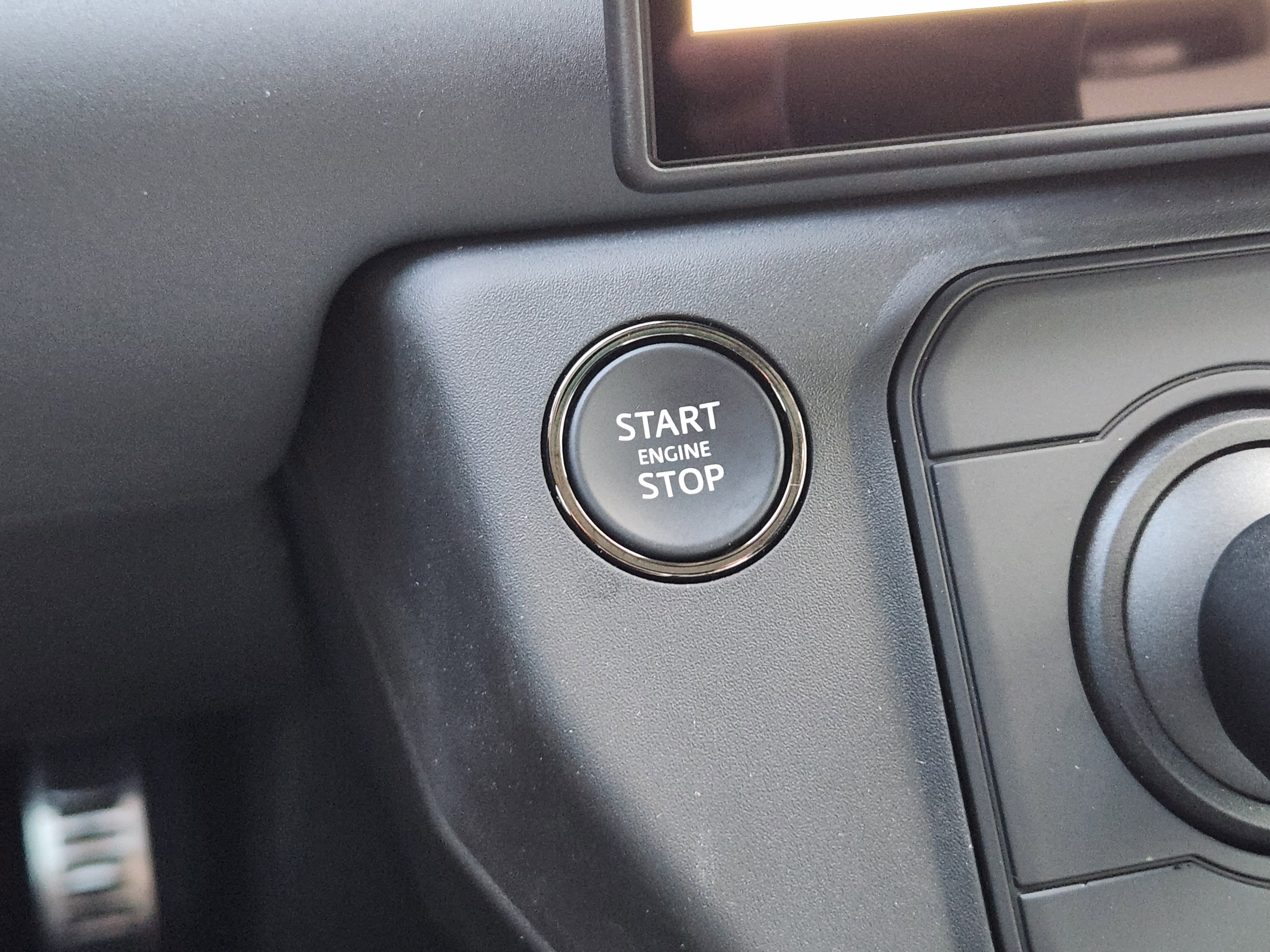 New 2026 Land Rover Defender 110 OCTA image 20