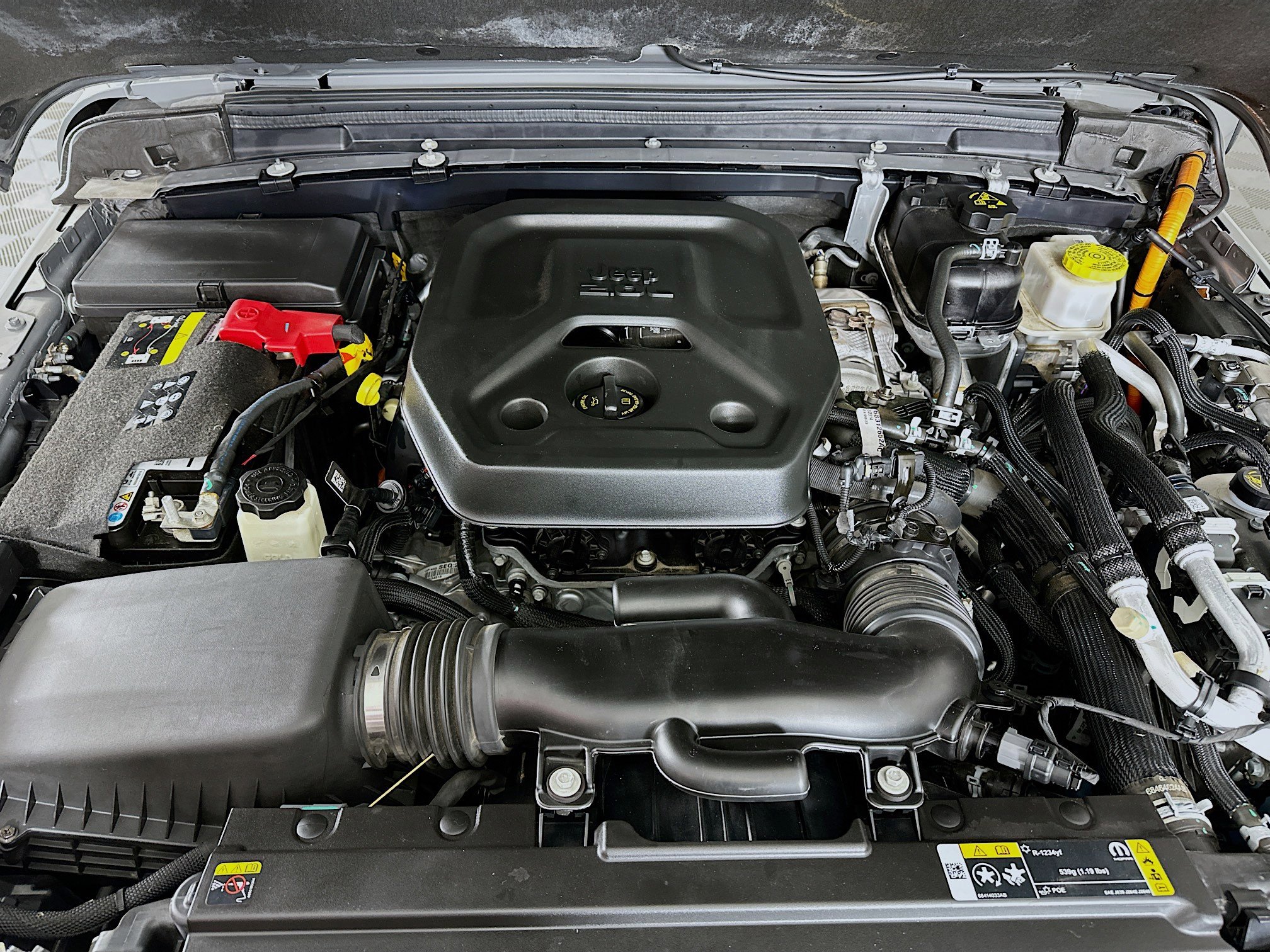 Used 2023 Jeep Wrangler Unlimited w/ Cold Weather Group image 32