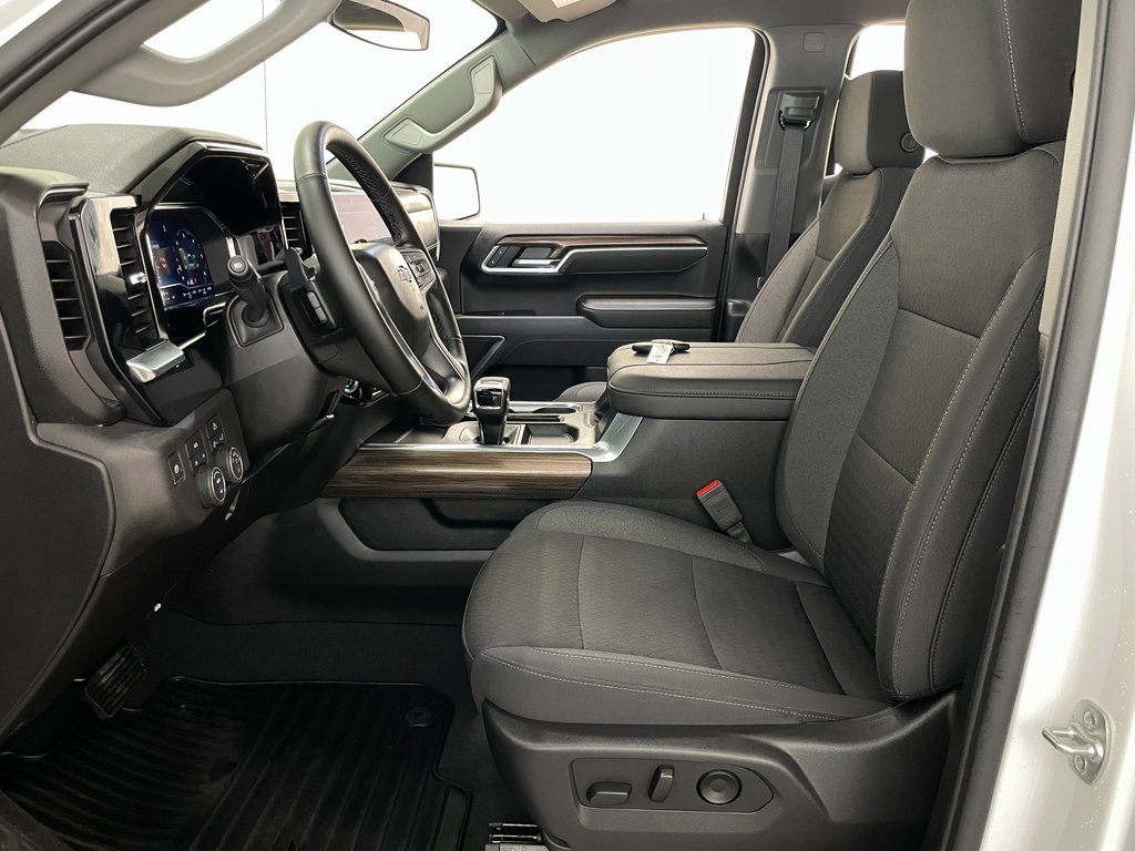 Certified 2025 Chevrolet Silverado 1500 RST image 8