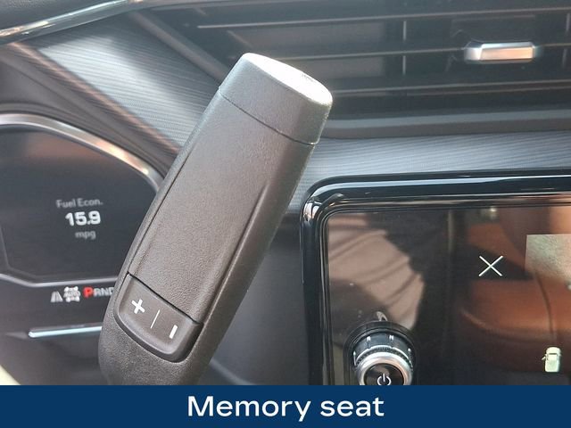 Used 2025 GMC Sierra 3500 Denali Ultimate AWD/4WD image 13