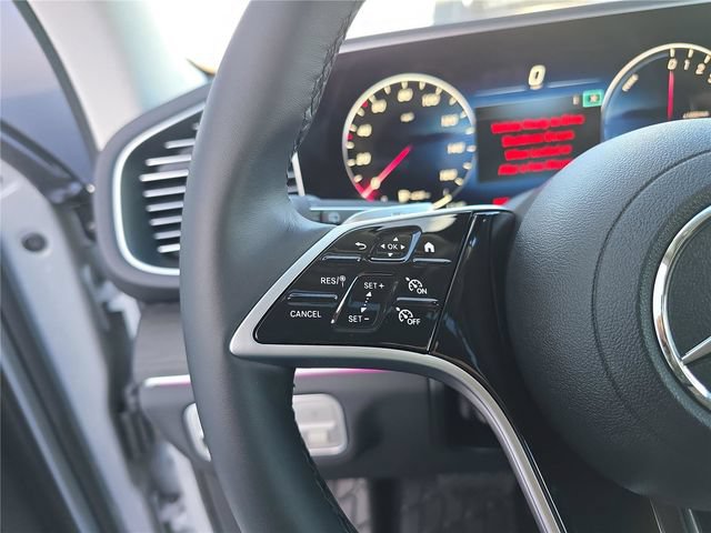 New 2026 Mercedes-Benz GLE 450e 4MATIC image 36