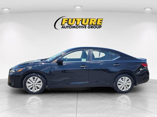 Certified 2025 Nissan Sentra S w/ Lighting Package FWD image 6