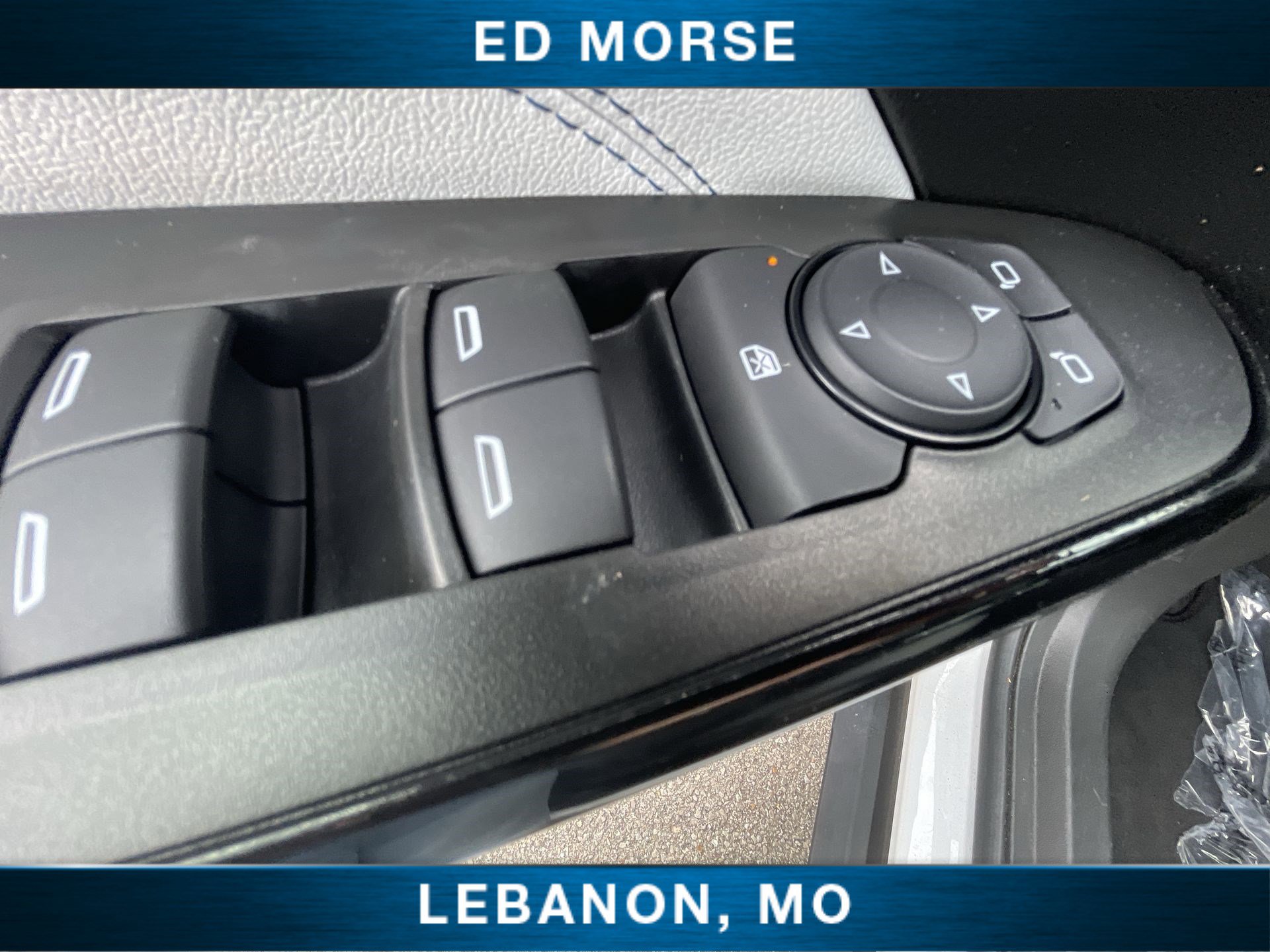 Certified 2025 Chevrolet Trax LT w/ LT Convenience Package FWD image 22