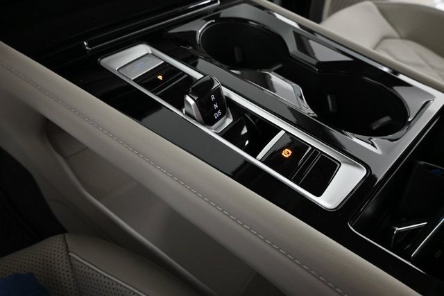 New 2025 Volkswagen Atlas SEL Premium R-Line image 30