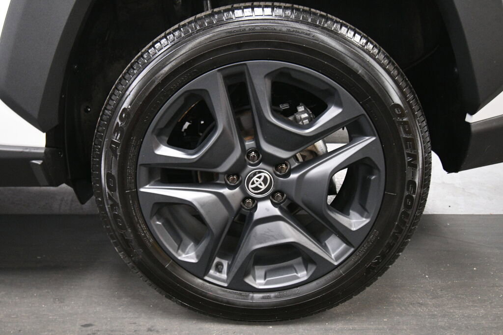 Used 2024 Toyota RAV4 Adventure AWD/4WD image 31