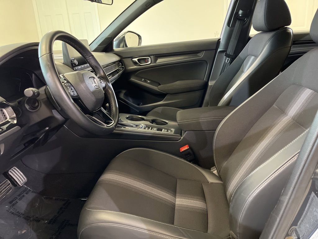 Used 2023 Honda Civic Sport image 16