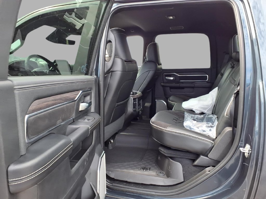 New 2027 RAM 3500 Laramie AWD/4WD image 23