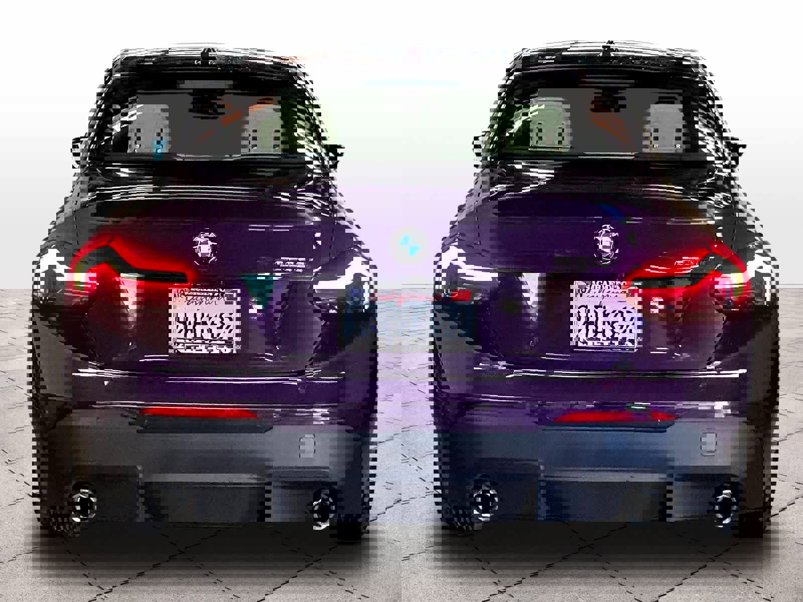 Used 2025 BMW 230i Coupe w/ Premium Package image 6