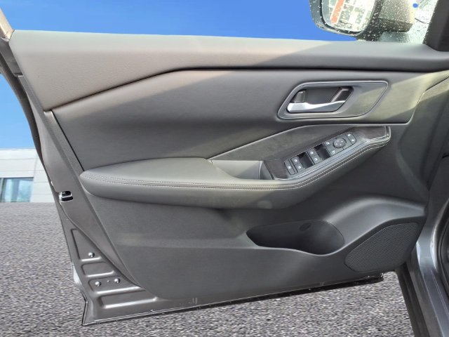 New 2026 Nissan Rogue SV AWD/4WD image 21