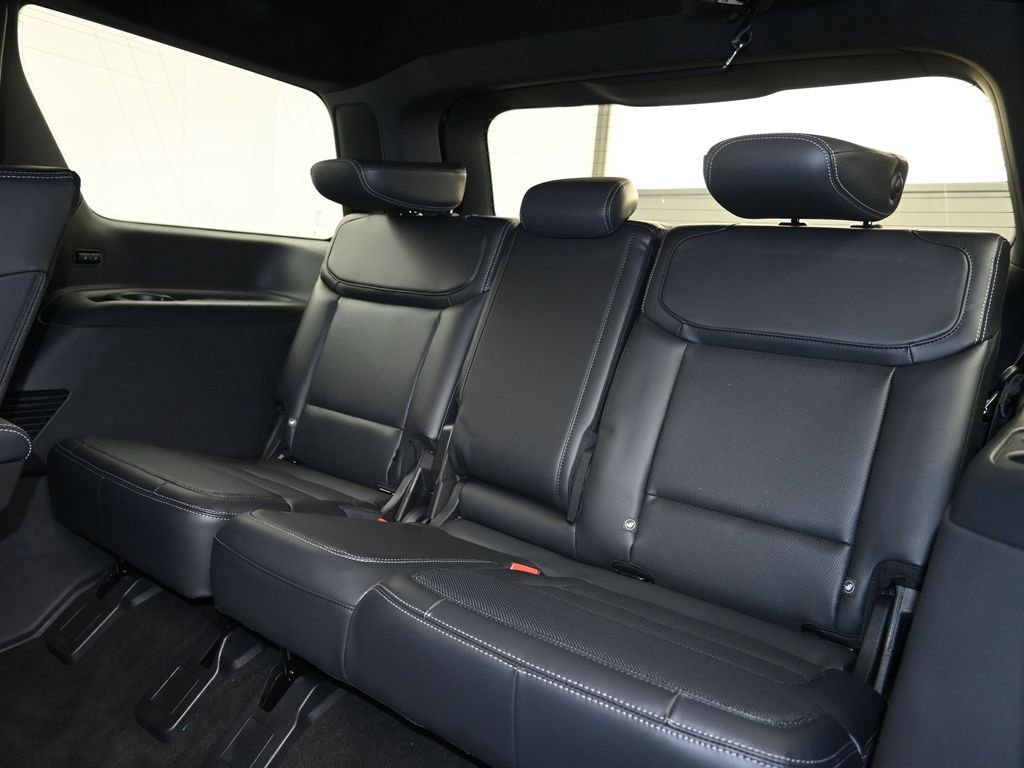 New 2026 Ford Expedition Platinum w/ Stealth Appearance Package AWD/4WD image 25
