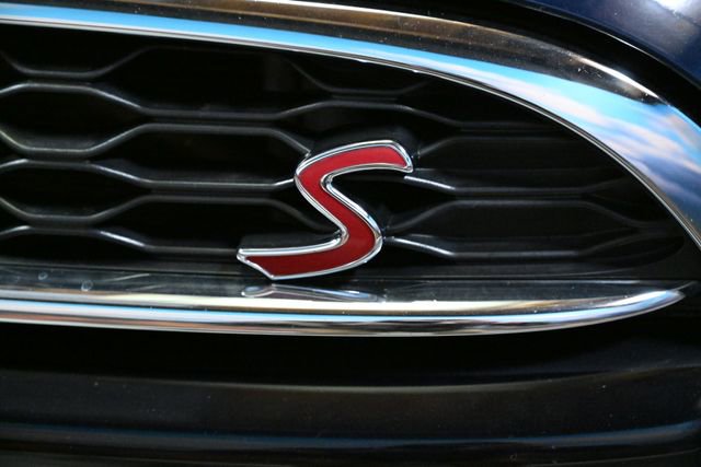 Used 2018 MINI Cooper S image 12