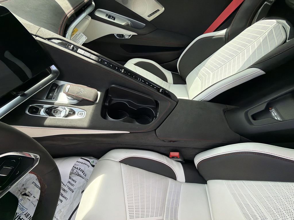 Used 2023 Chevrolet Corvette Stingray Premium Conv w/ Z51 Performance Package image 23