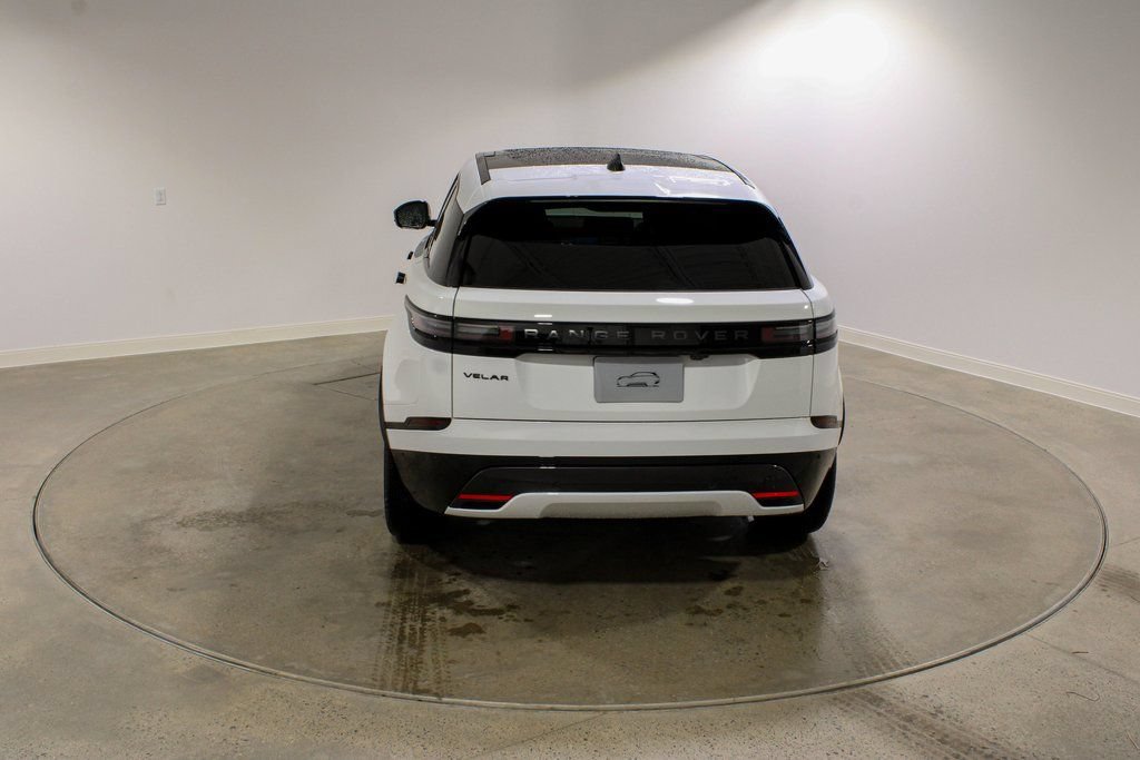 Used 2026 Land Rover Range Rover Velar Dynamic SE AWD/4WD image 4