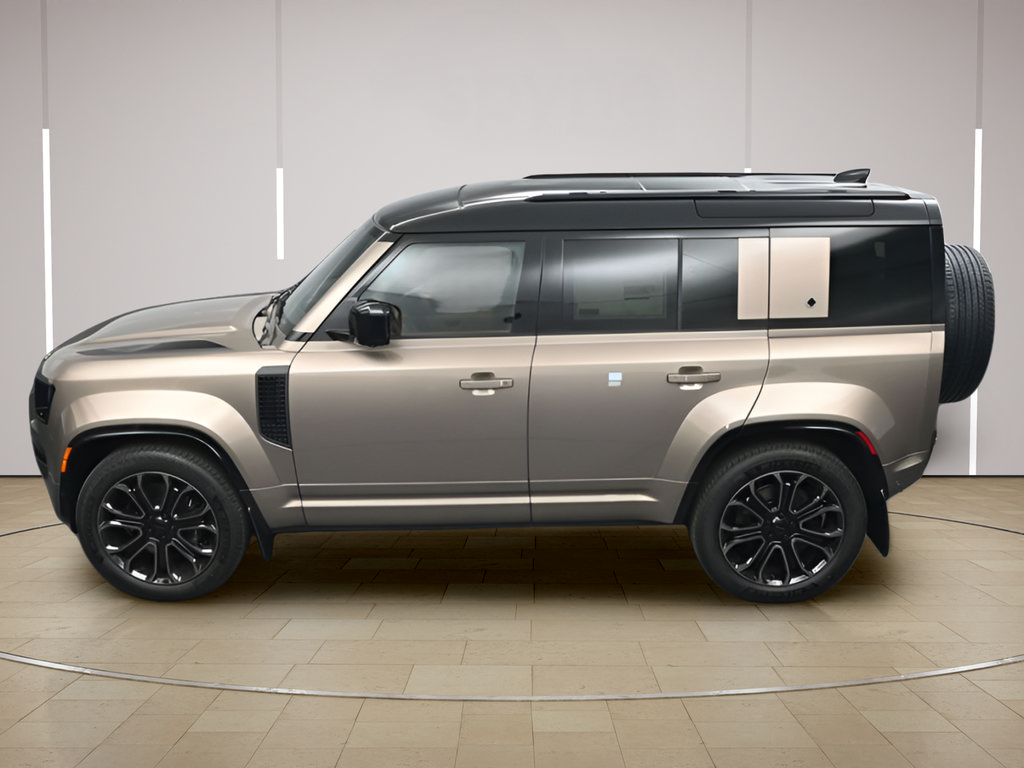 New 2026 Land Rover Defender 110 AWD/4WD image 32