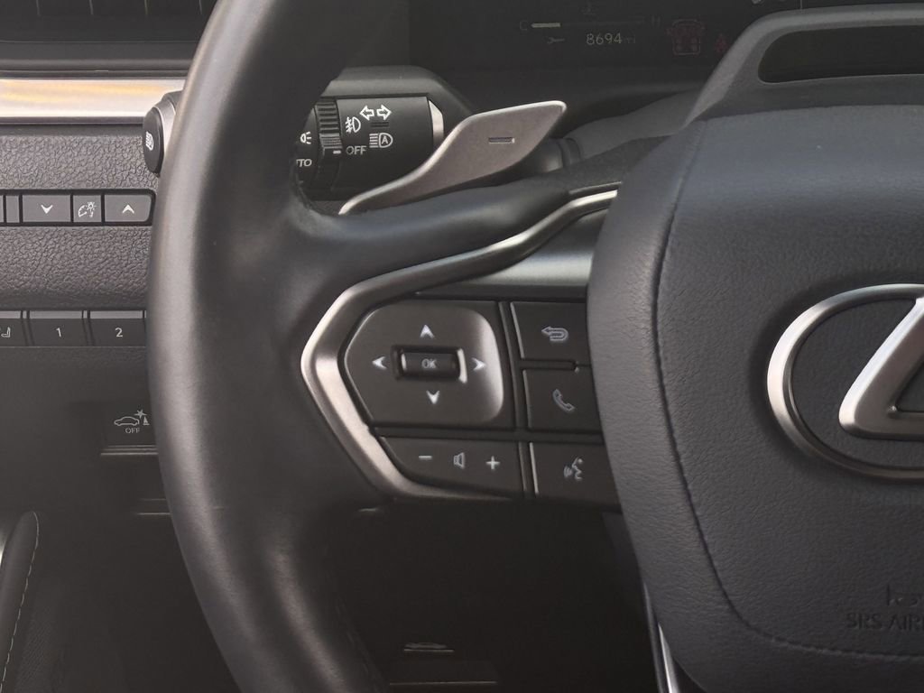 Used 2024 Lexus GX 550 w/ Accessory Package (2T) image 13