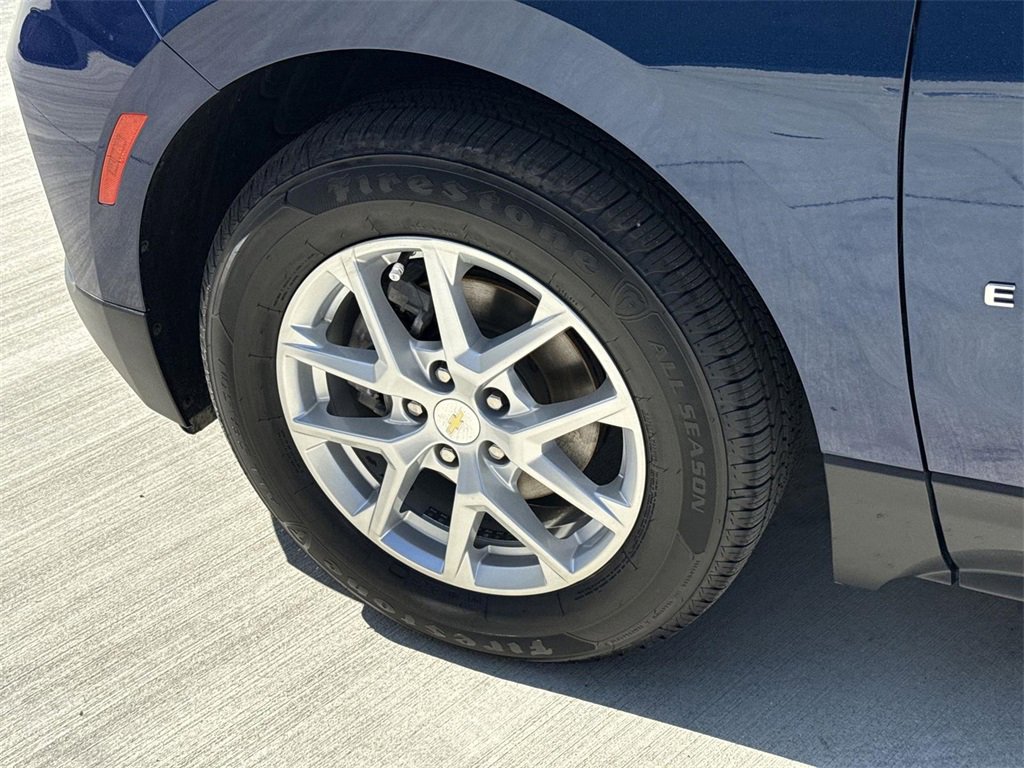 Used 2022 Chevrolet Equinox LS image 30