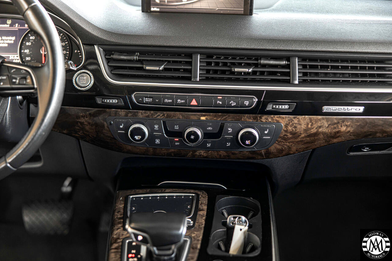 Used 2017 Audi Q7 3.0T Premium Plus image 40