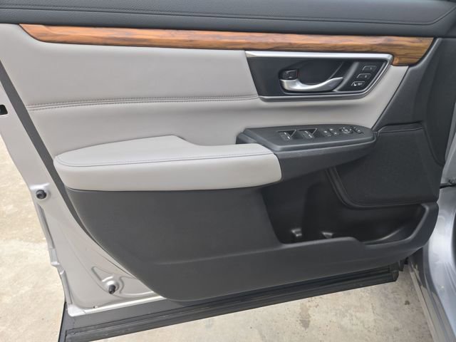 Used 2018 Honda CR-V Touring image 10