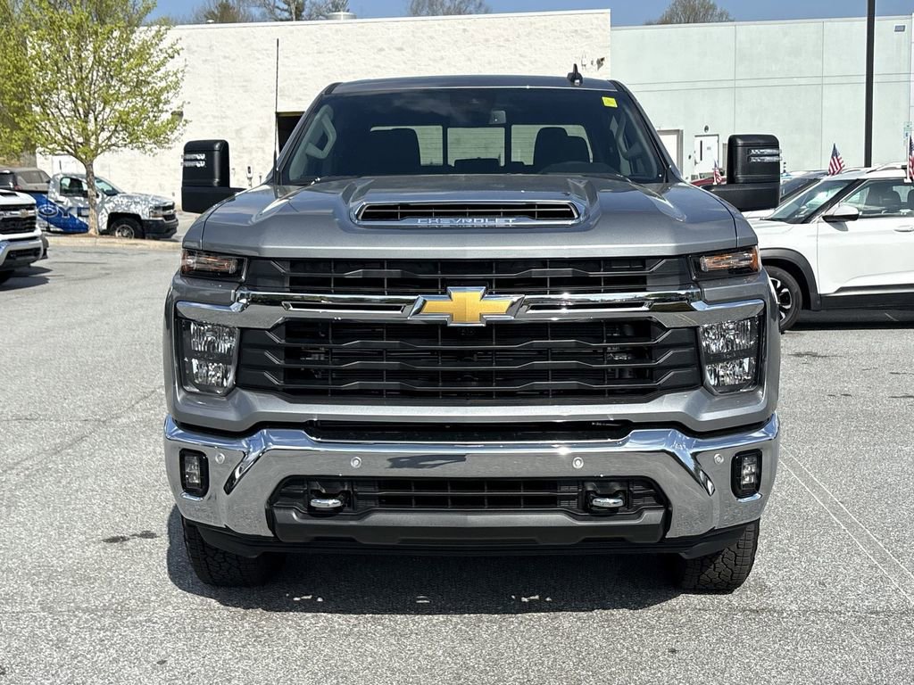 New 2026 Chevrolet Silverado 2500 LT image 4