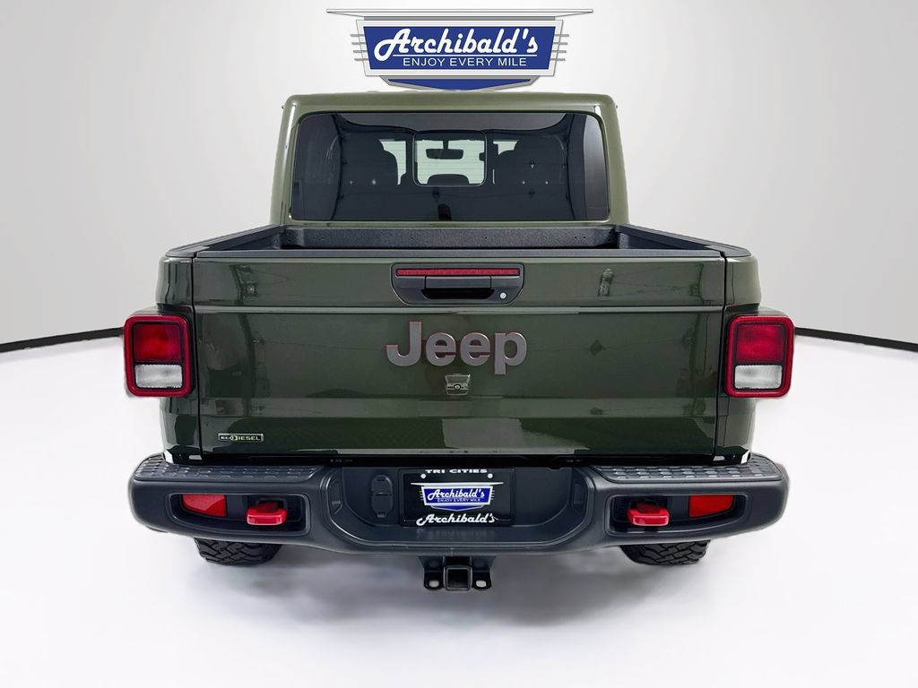 Used 2023 Jeep Gladiator Rubicon w/ Cold Weather Group AWD/4WD image 7