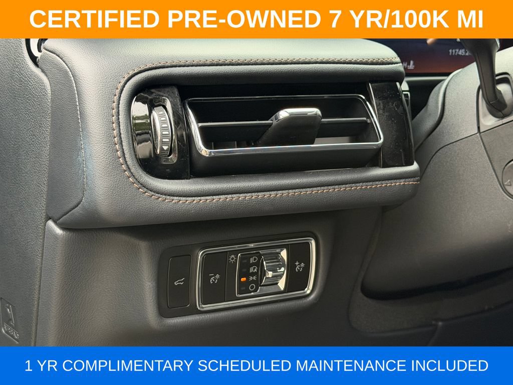 Used 2025 Lincoln Aviator Reserve AWD/4WD image 31