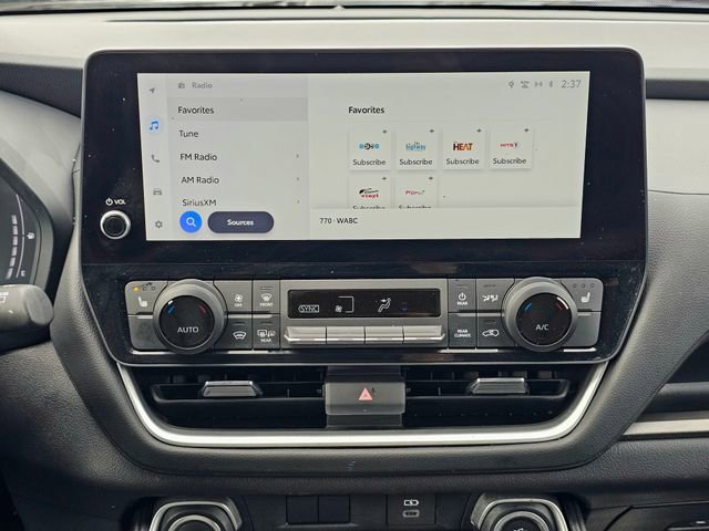 Used 2025 Toyota Grand Highlander AWD image 37