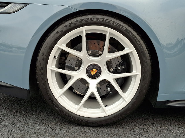 Certified 2024 Porsche 911 GT3 RS RWD image 13