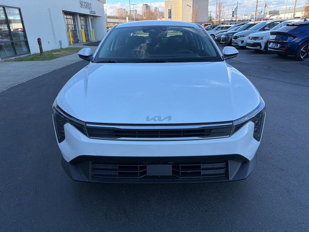 New 2025 Kia K4 LX image 3