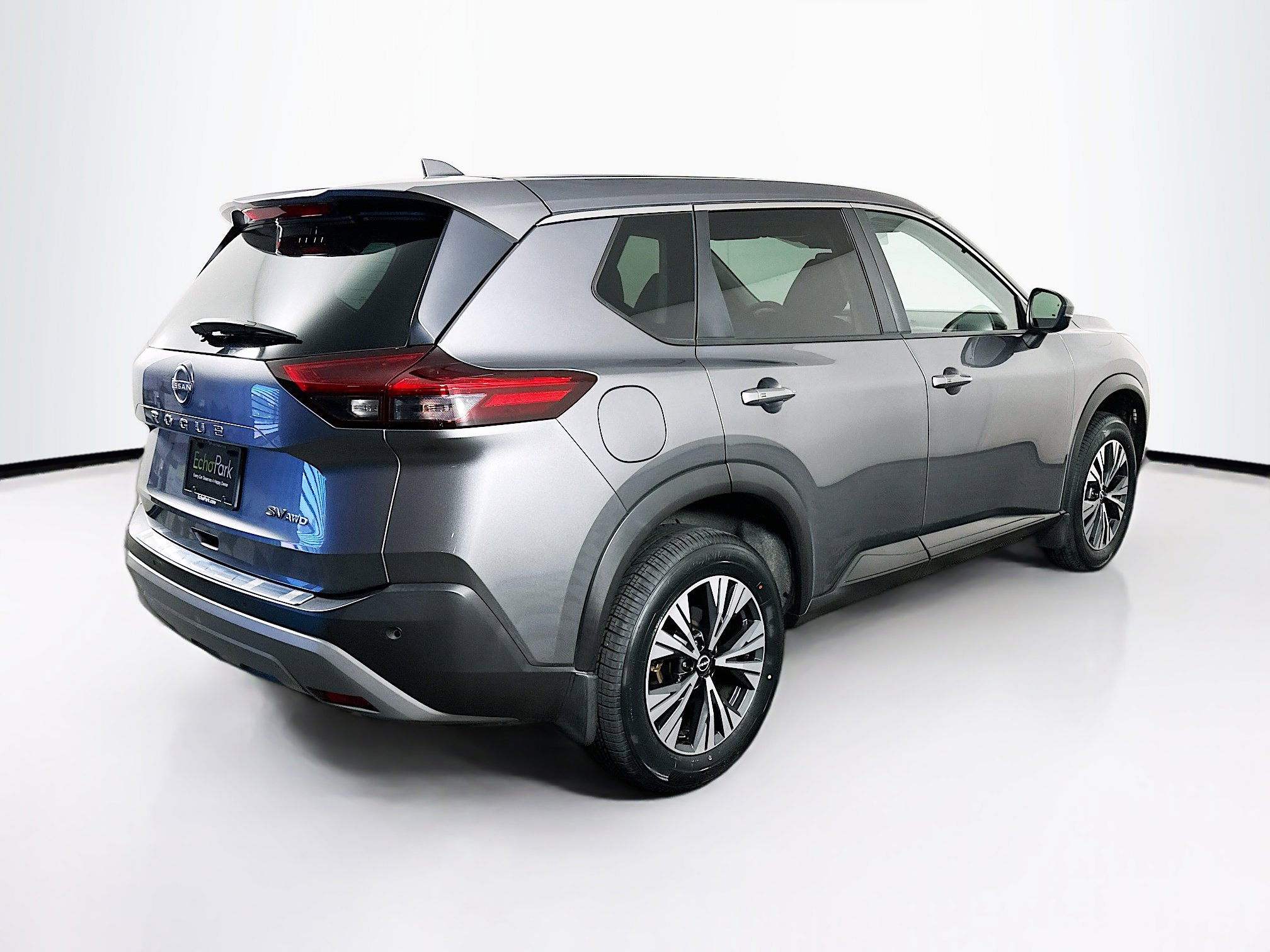 Used 2023 Nissan Rogue SV AWD/4WD image 9