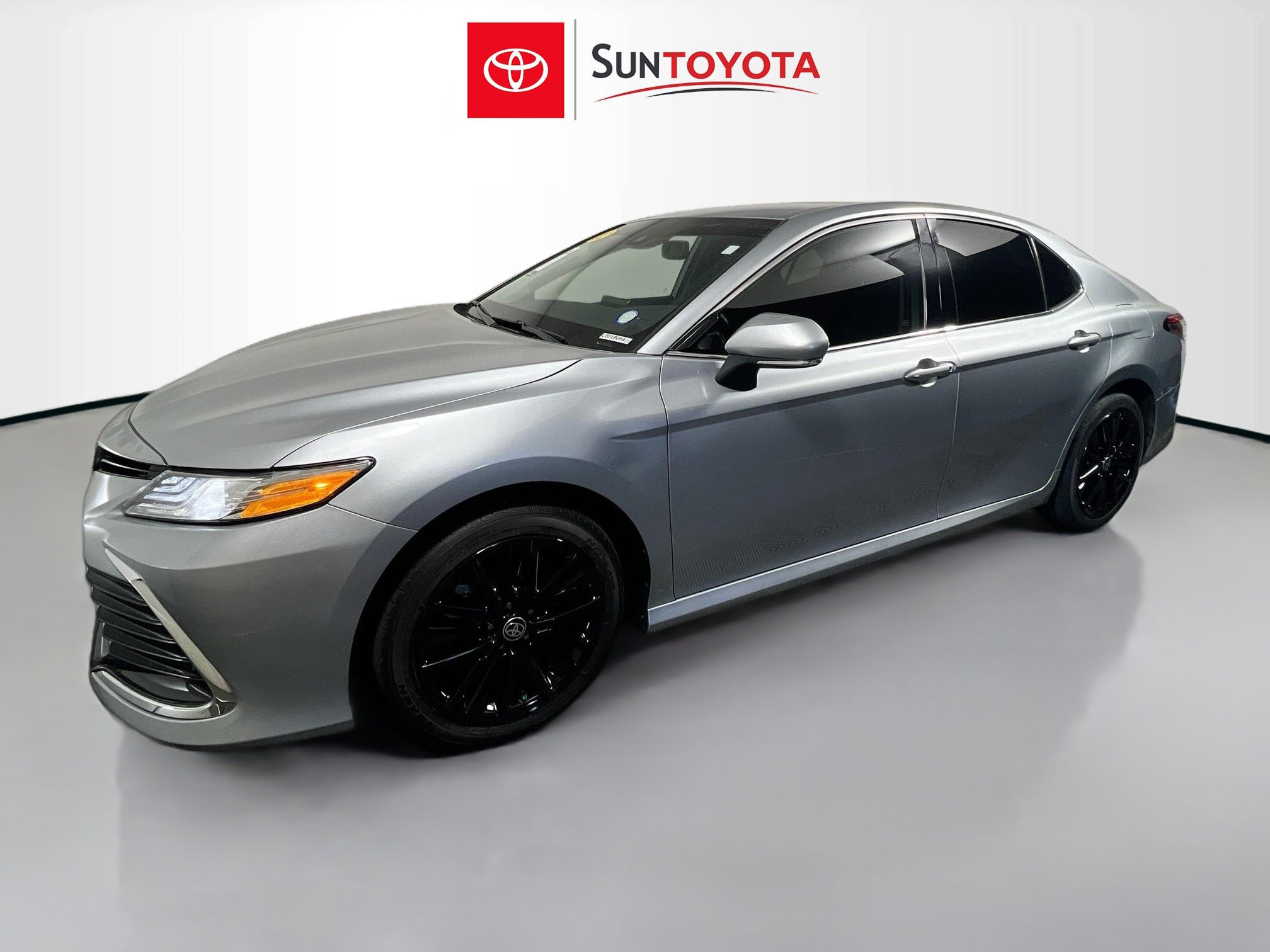 Used 2022 Toyota Camry XLE FWD image 9
