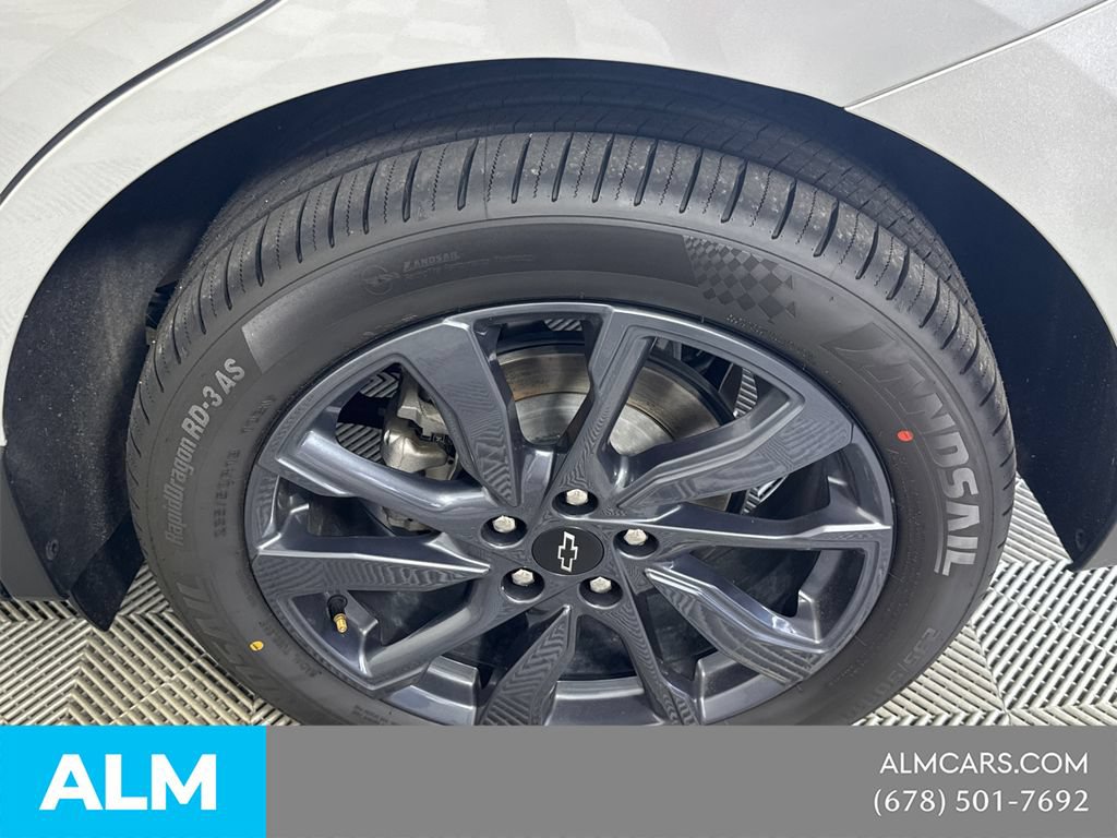 Used 2022 Chevrolet Equinox RS w/ LPO, Floor Liner Package FWD image 22