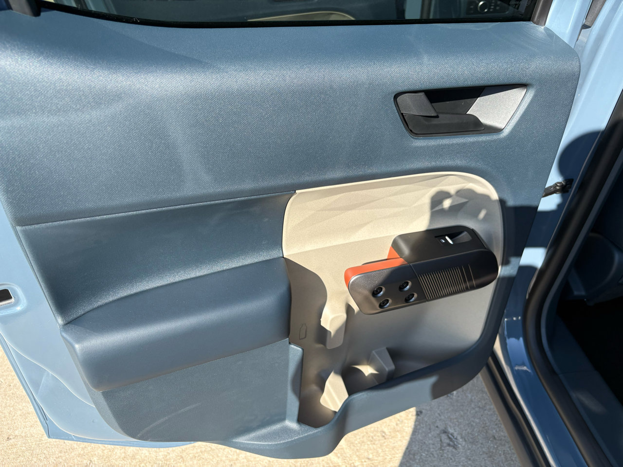 New 2025 Ford Maverick Lariat w/ 4K Tow Package image 29