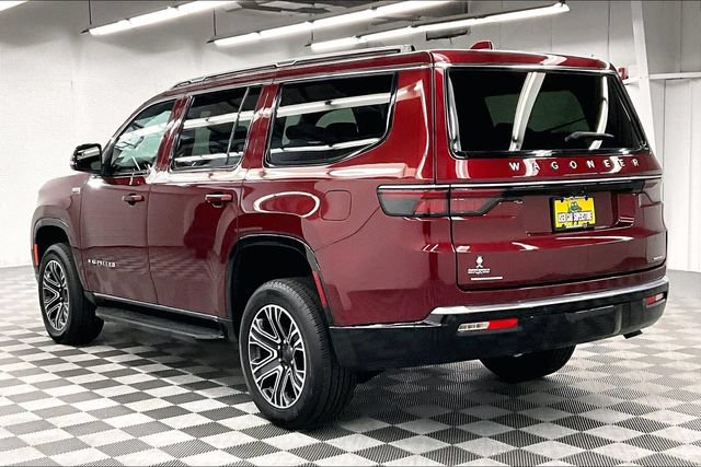 Used 2022 Jeep Wagoneer Series III AWD/4WD image 2
