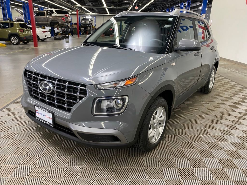 Used 2020 Hyundai Venue SEL image 5