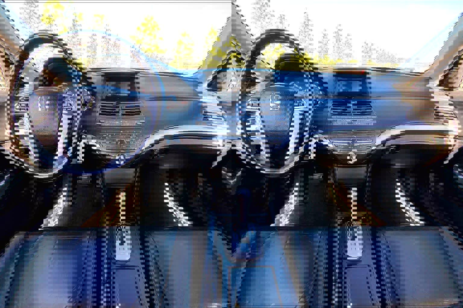 Used 2010 Honda Accord EX-L image 14