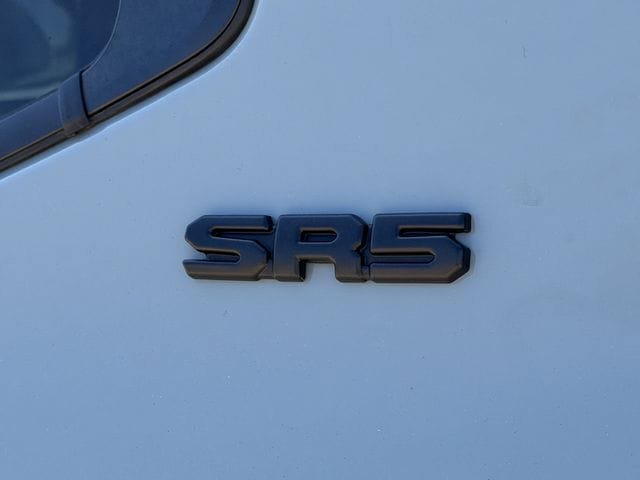 Used 2024 Toyota Tundra SR5 w/ SR5 Premium Package AWD/4WD image 8