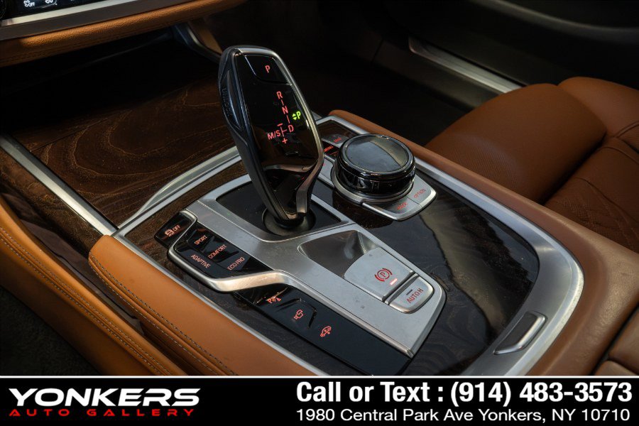 Used 2019 BMW 750i xDrive w/ Executive Package AWD/4WD image 40