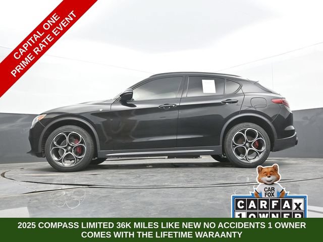 Used 2022 Alfa Romeo Stelvio Ti w/ Active Assist Plus Package AWD/4WD image 55