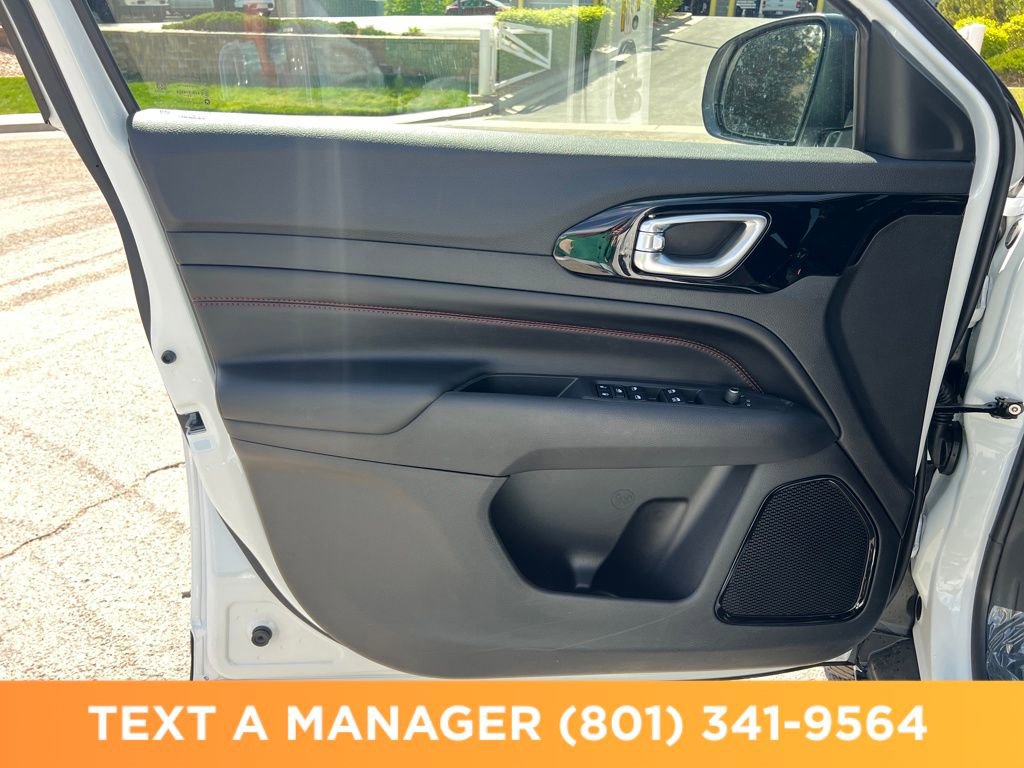 New 2026 Jeep Compass Trailhawk image 10