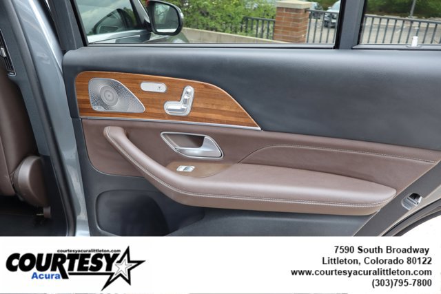 Used 2021 Mercedes-Benz GLS 450 4MATIC image 34