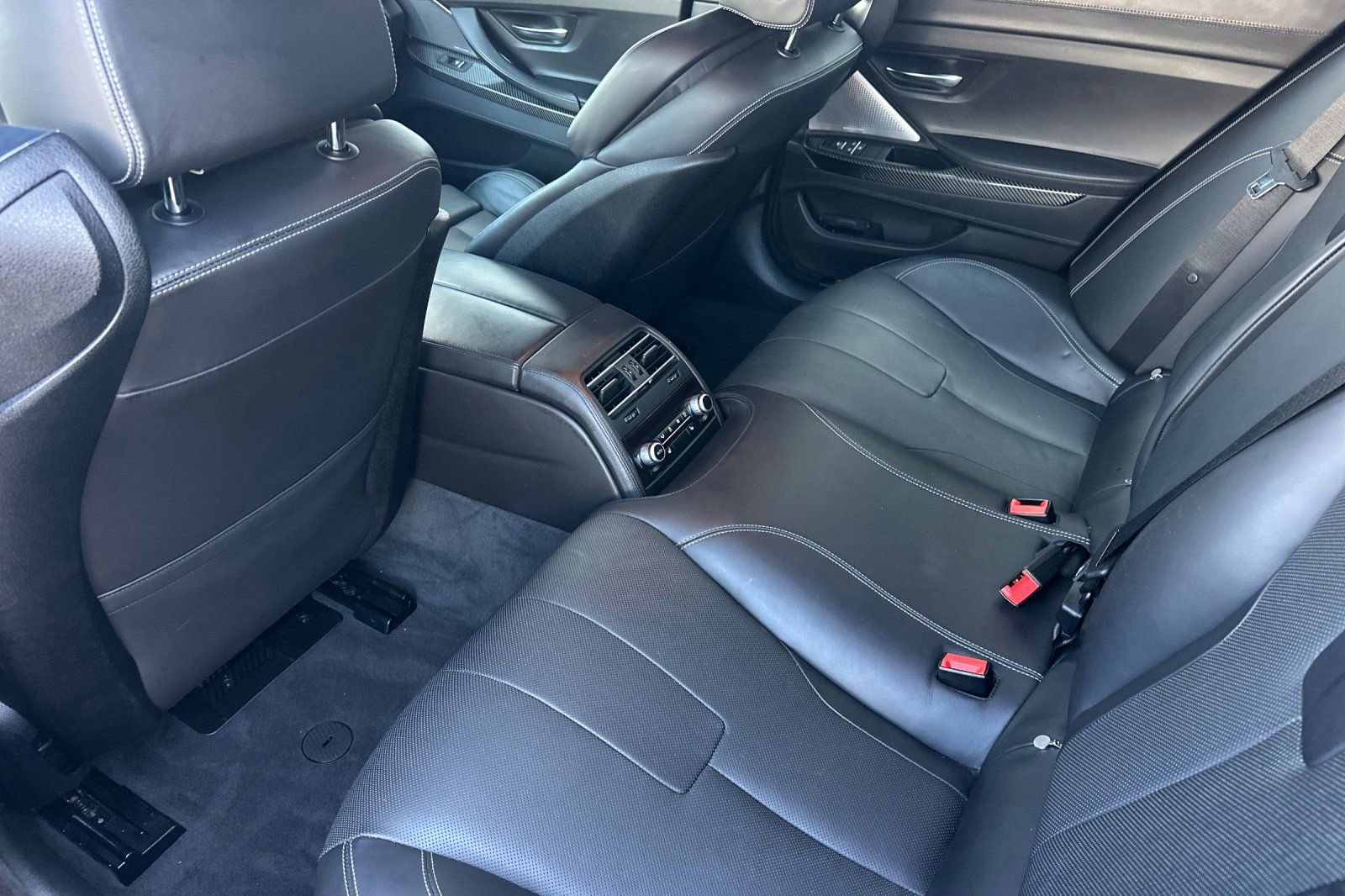 Used 2015 BMW M6 Gran Coupe RWD image 12