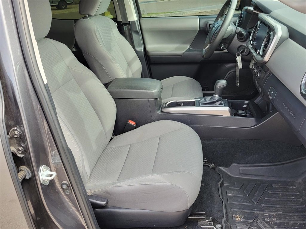 Used 2021 Toyota Tacoma SR5 image 10