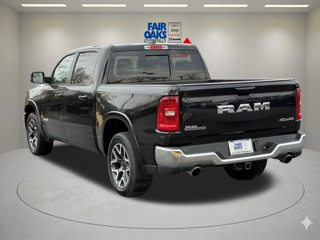 Certified 2025 RAM 1500 Laramie AWD/4WD image 11
