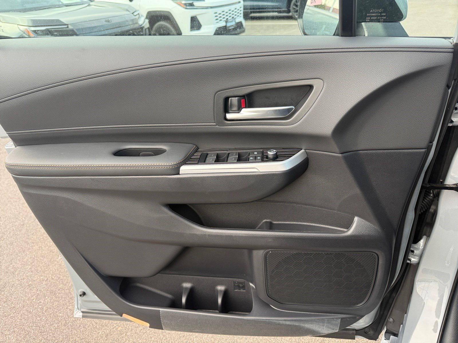 New 2026 Toyota Sienna XLE Woodland Edition AWD/4WD image 13