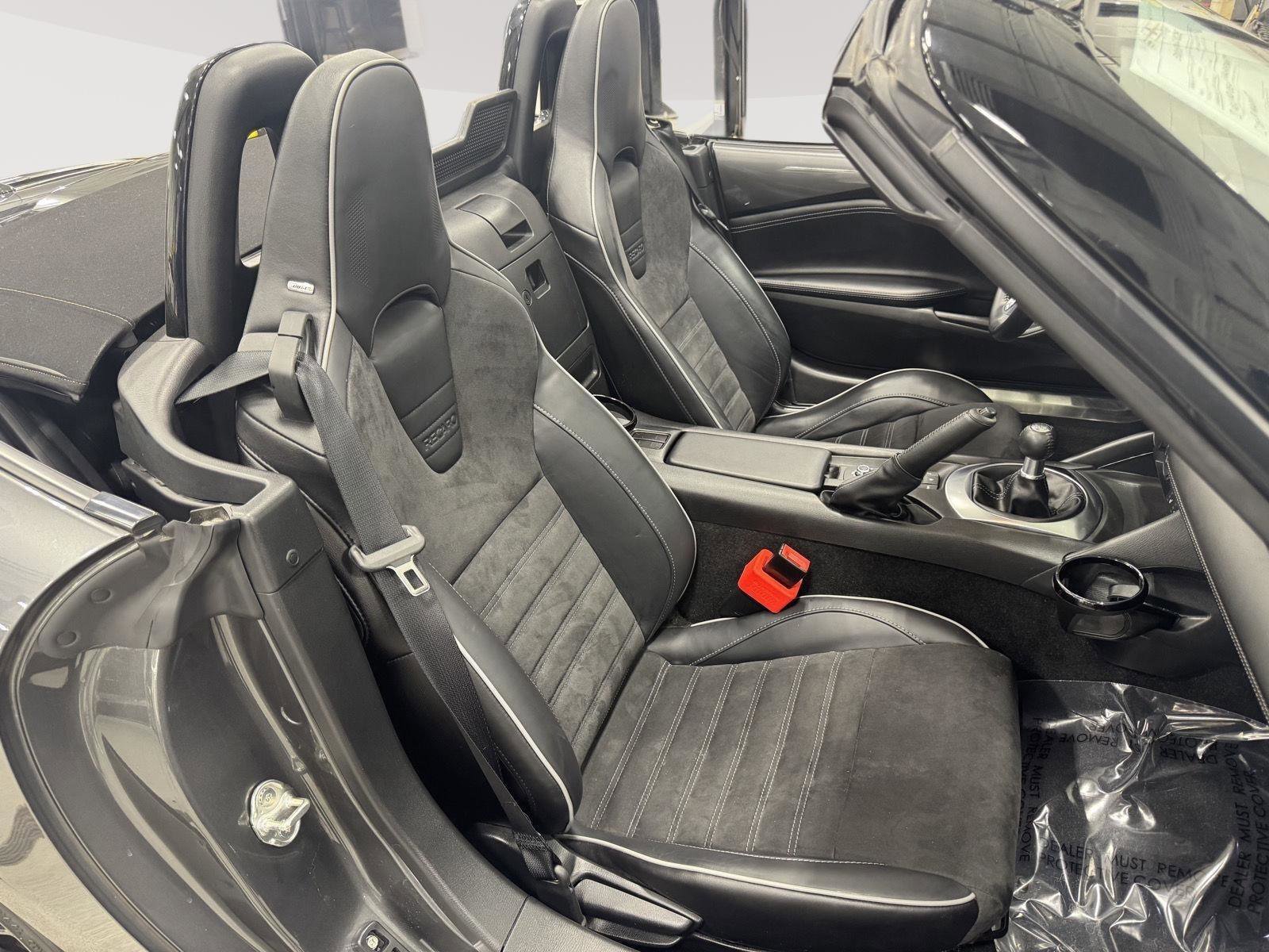 Used 2023 MAZDA MX-5 Miata Club w/ Brembo/BBS Recaro Package image 17