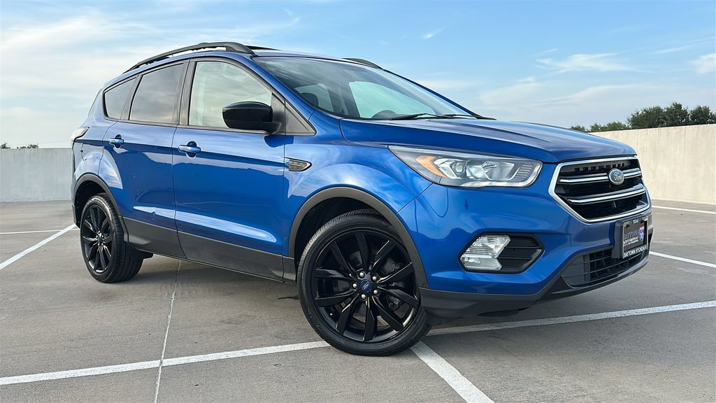 Used 2018 Ford Escape SE w/ SE Sport Appearance Package AWD/4WD image 6