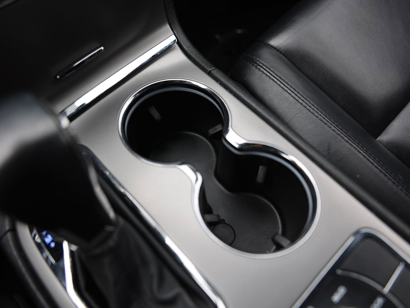 Used 2022 Jeep Grand Cherokee Limited image 33