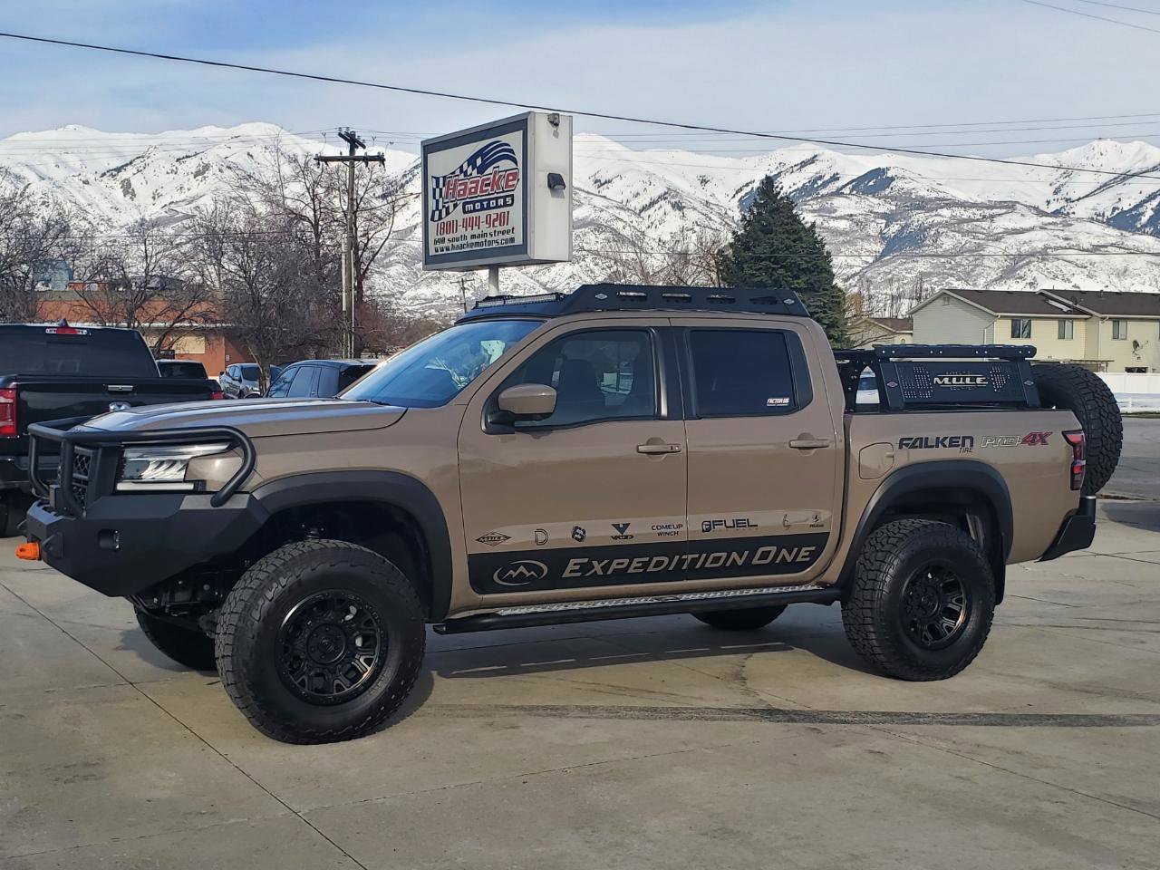 Used 2022 Nissan Frontier PRO-4X image 3