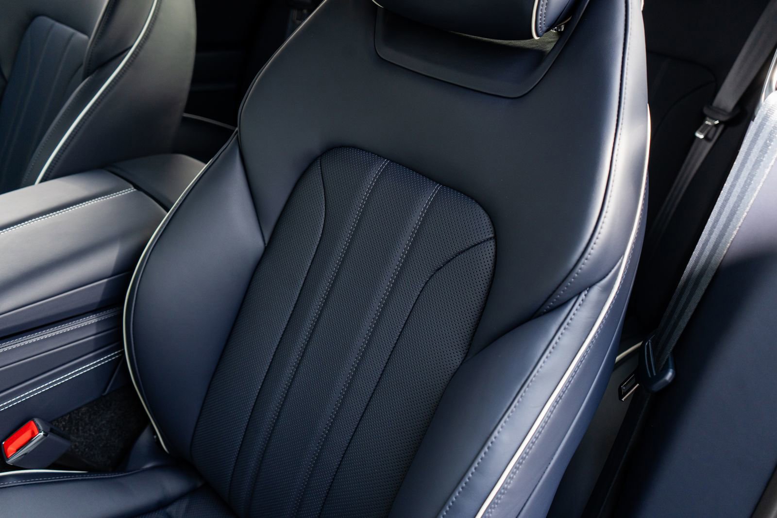 New 2026 Bentley Continental GT AWD/4WD image 29